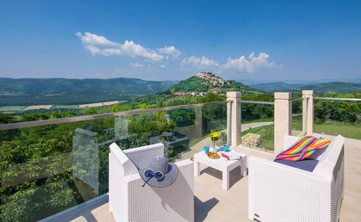 House in Opcina Motovun, Istria County, Croatia 1