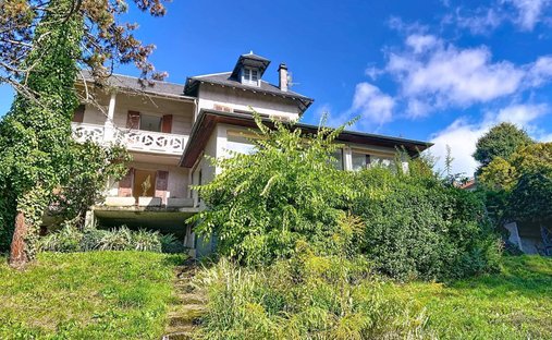 House in Chambery, Auvergne-Rhône-Alpes, France 1
