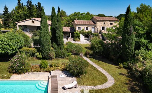 Estate in Uzès, Occitania, France 1