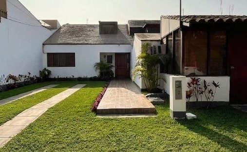 House in San Juan de Miraflores, Metropolitan Municipality of Lima, Peru 1
