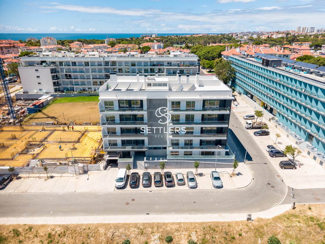 Apartment in Carcavelos e Parede, Lisbon, Portugal 1 - 16621447