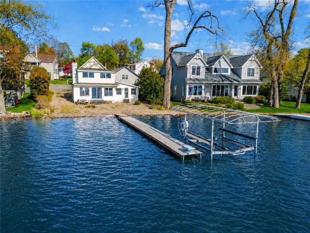 House in Canandaigua, New York, United States 1 - 17924845