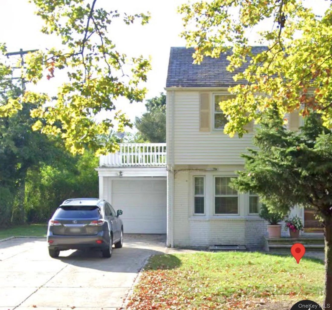 House in Garden City, New York, United States 1 - 18629646