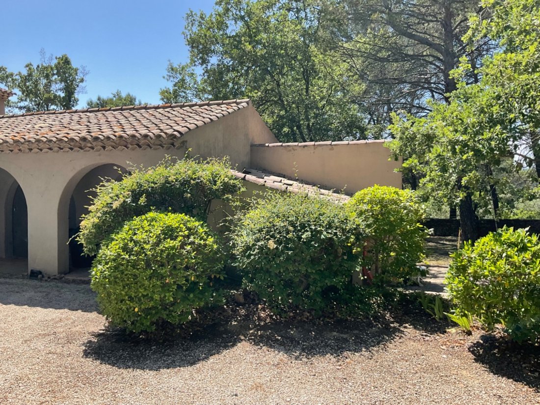 Casa a Rognes, Provenza-Alpi-Costa Azzurra, Francia 3 - 18239167