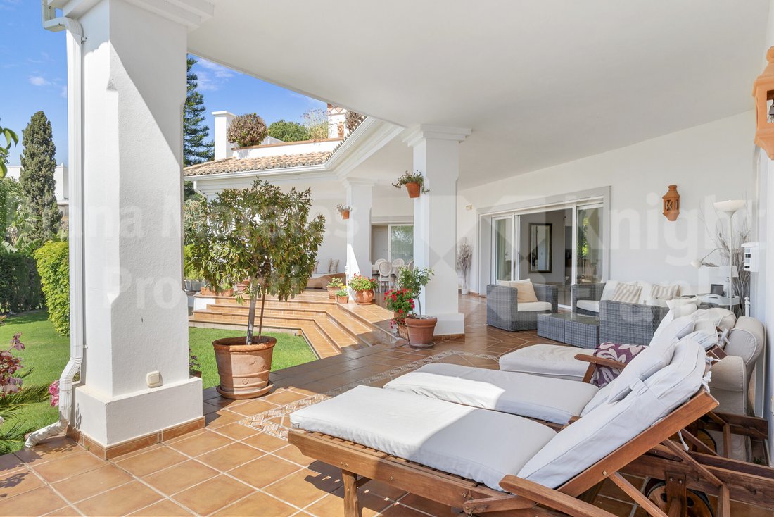 Villa in El Paraíso, Benahavis, Spain 3 - 18626708