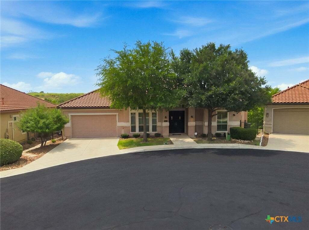 House in San Antonio, Texas, United States 1 - 18629411