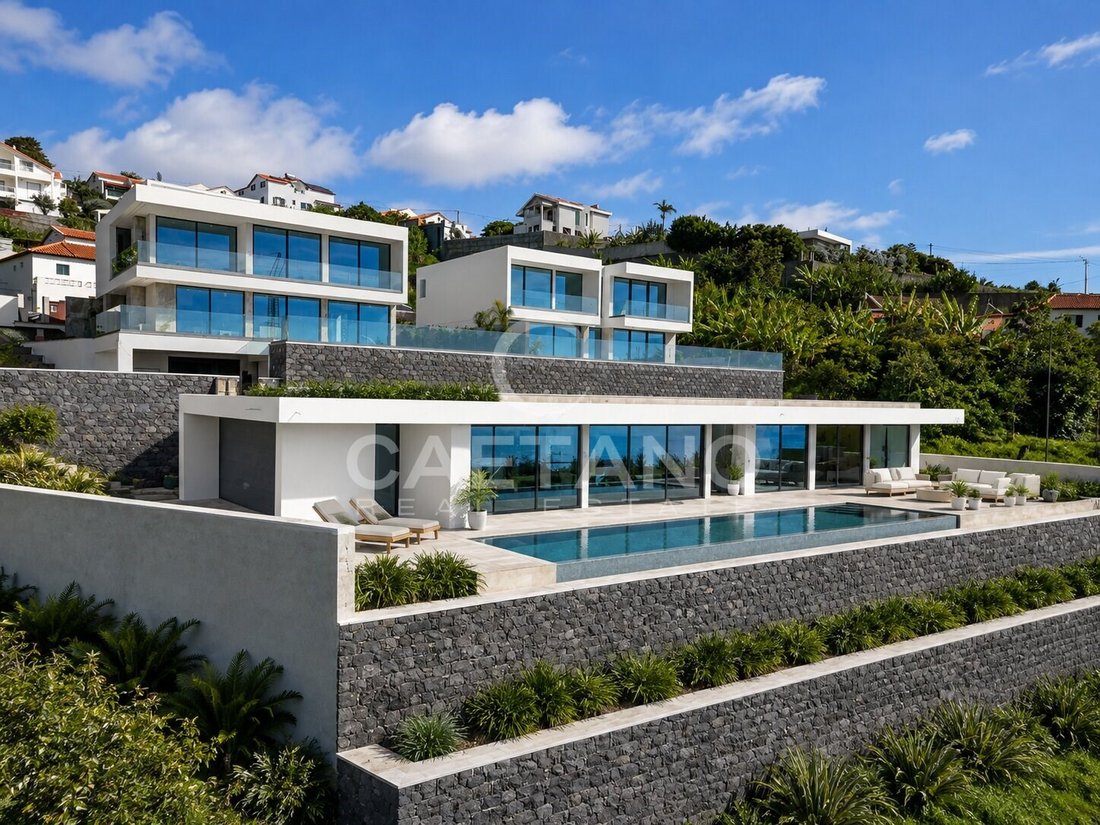 Villa in Estreito da Calheta, Madeira, Portugal 1 - 16656964