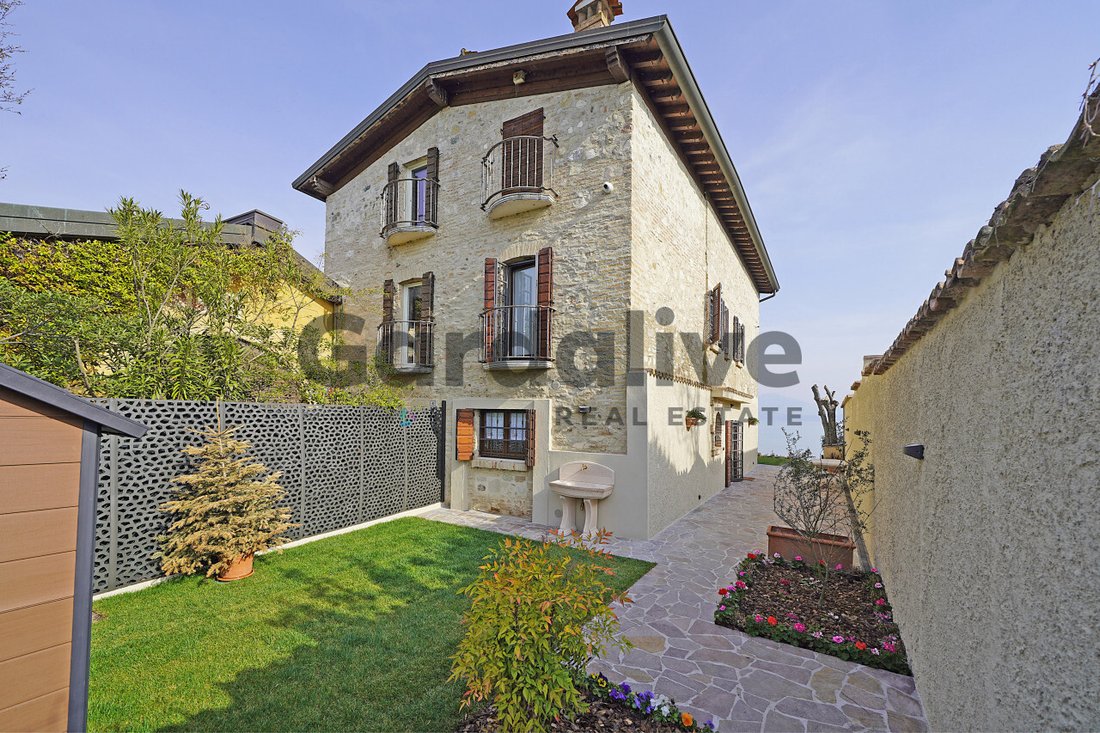 Villa in Colombare, Sirmione, Lombardy 4 - 18630252