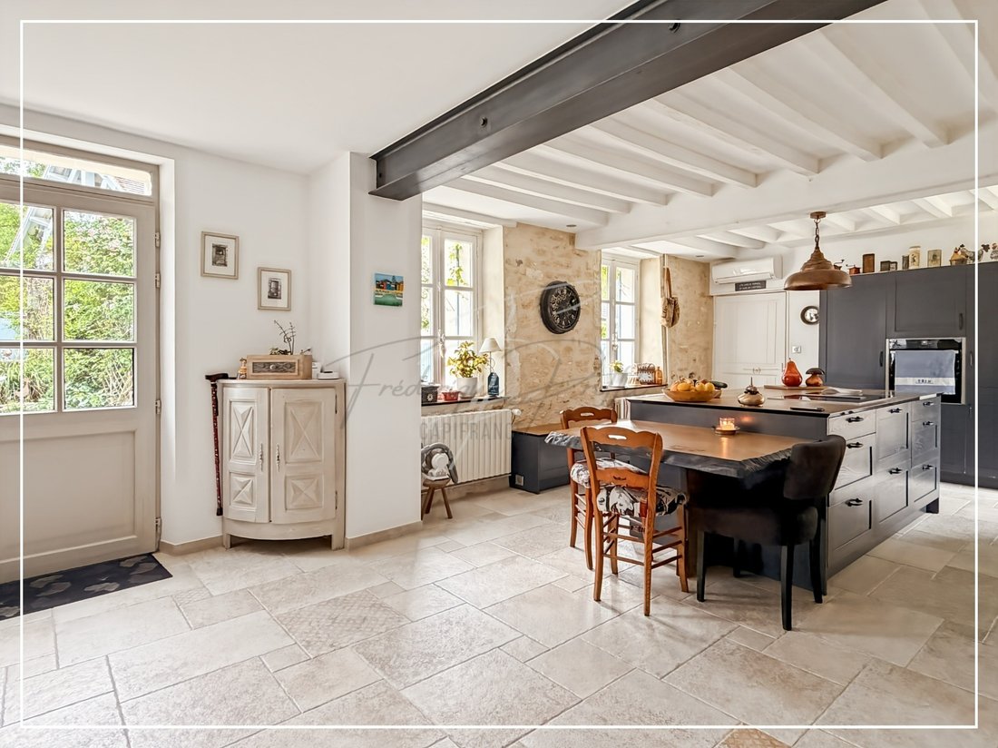 Farm Ranch in Agnetz, Hauts-de-France, France 3 - 17897313