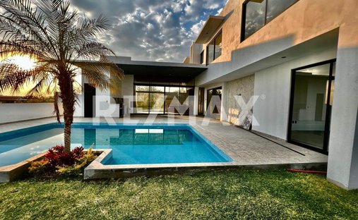 House in Lomas de Cocoyoc, Morelos, Mexico 1