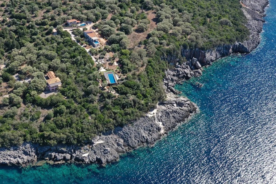 Villa in Marantoxoriou, Apollonioi, Greece 1 - 18626371