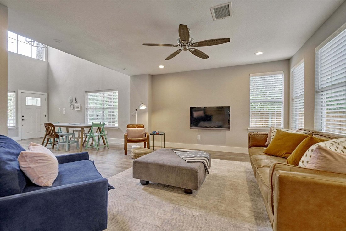 House in The Woodlands, Texas, United States 3 - 18629602