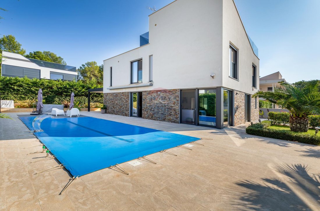 House in Fazana, Istria County, Croatia 2 - 18629878