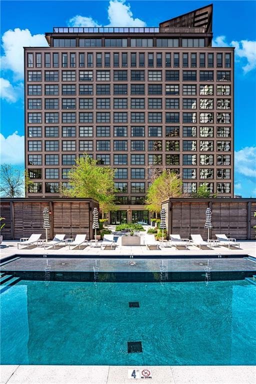 Condo in New Orleans, Louisiana, United States 1 - 18629456