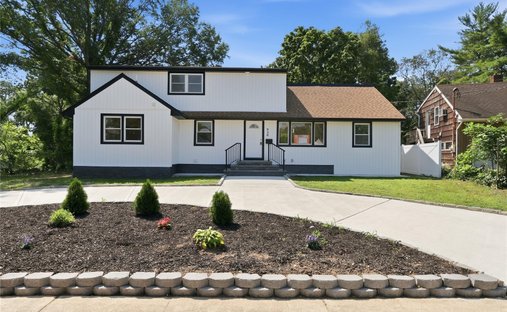 House in Wantagh, New York, United States 1