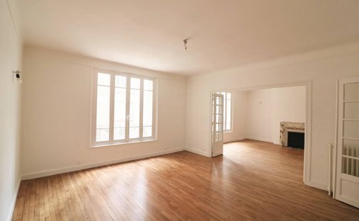 Apartment in La Plaine des Sablons, Neuilly-sur-Seine, France 1