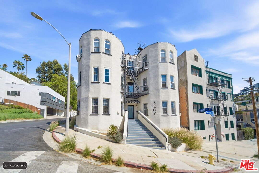 Los Angeles, California, United States 1 - 18629663
