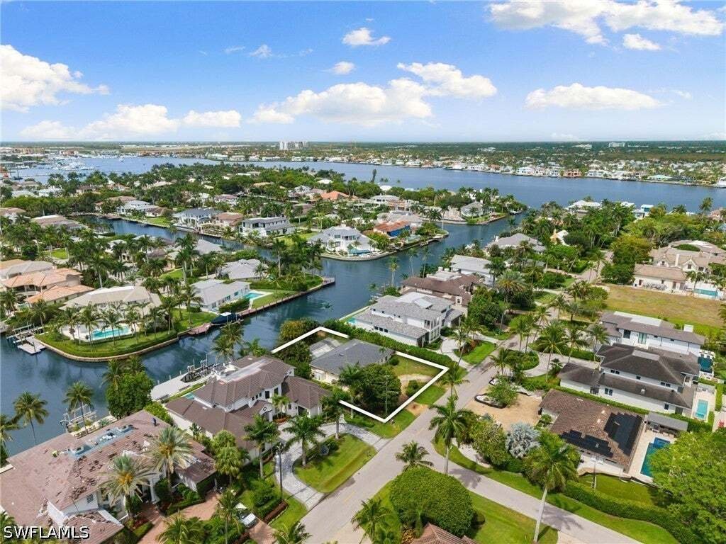 House in Naples, Florida, United States 5 - 18629071