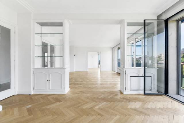 Apartment in Saint Vincent, Lyon 1er Arrondissement, Lyon 5 - 18551871