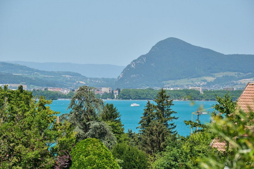 House in Veyrier-du-Lac, Auvergne-Rhône-Alpes, France 2 - 18626671