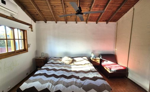 House in Buenos Aires, Buenos Aires, Argentina 1