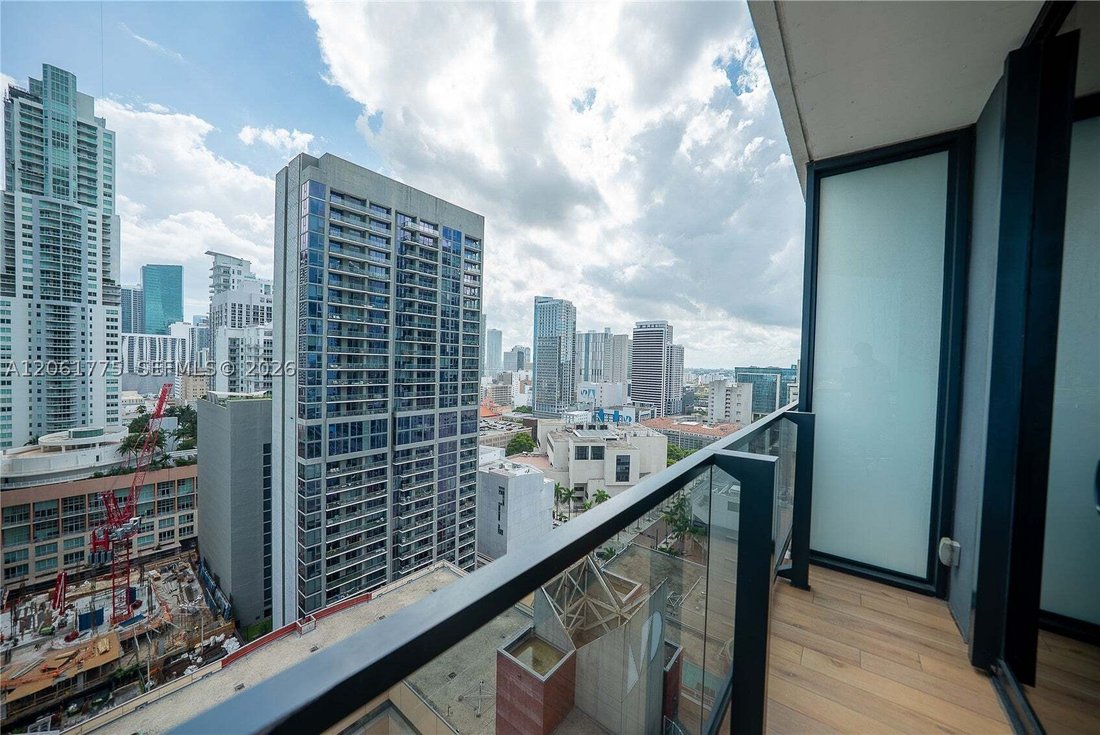Condo in Miami, Florida, United States 4 - 18628392