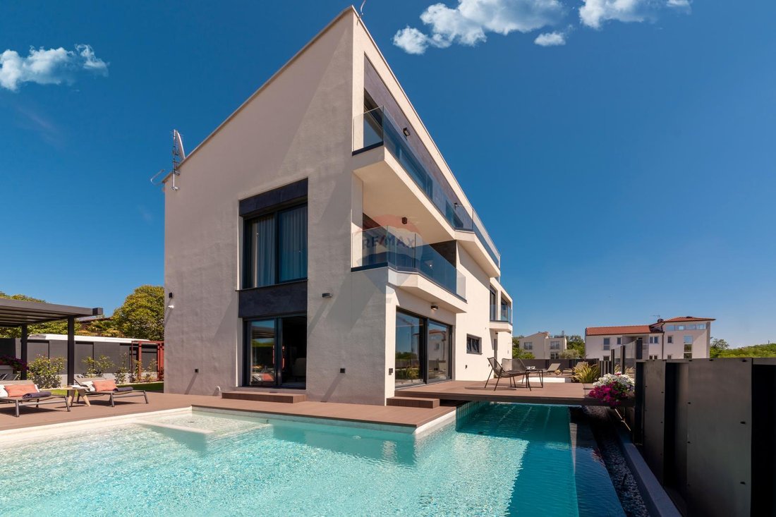 House in Porec, Istria County, Croatia 3 - 18629823