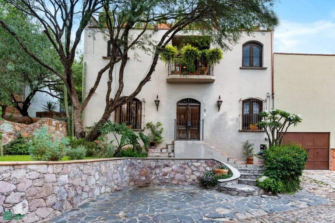 House in Presita Guadalupe, Guanajuato, Mexico 1 - 17088699