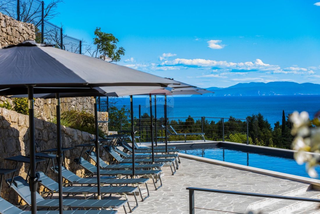Apartment in Grad Opatija, Primorje-Gorski Kotar County, Croatia 4 - 18629860