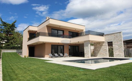 House in Krancici, Istria County, Croatia 1