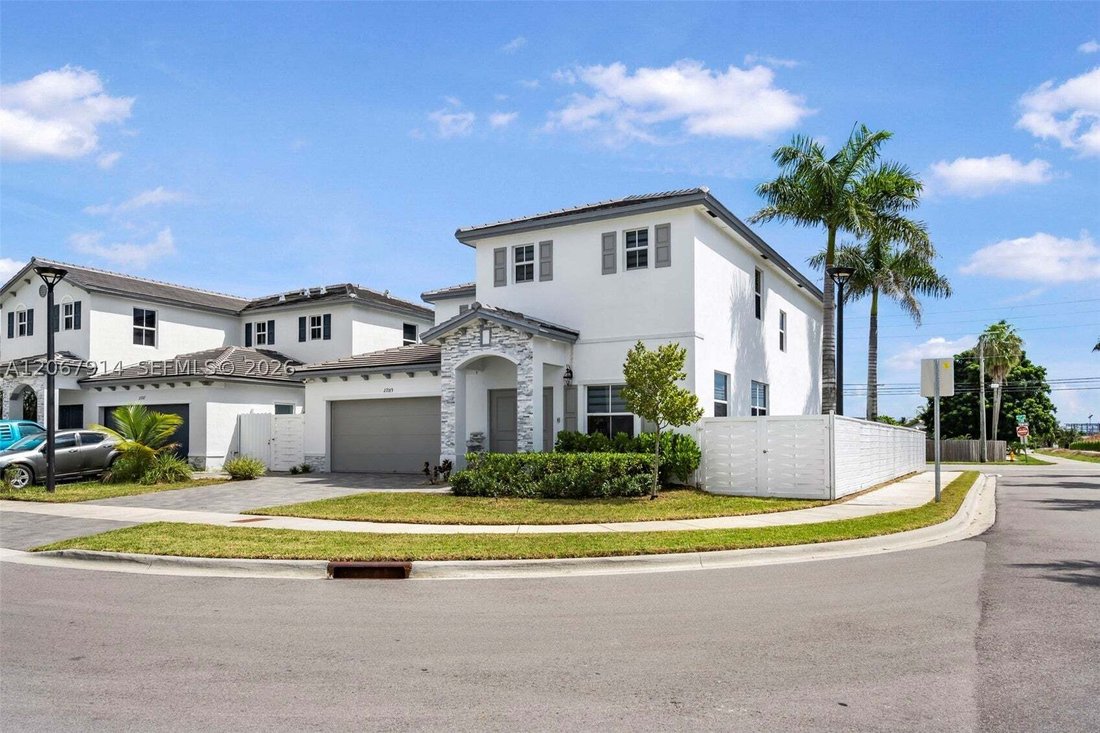 House in Miami, Florida, United States 3 - 18628394