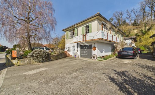 House in Treiten, Canton of Bern, Switzerland 1