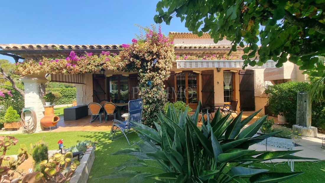 Villa in Le Dramont-Agay-Anthéor-Le Trayas, Saint-Raphaël, France 1 - 18629780