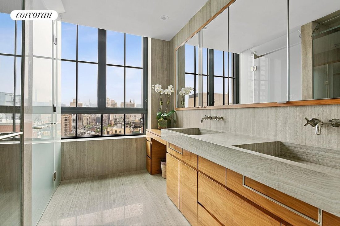 Condo in New York, New York, United States 4 - 18627767