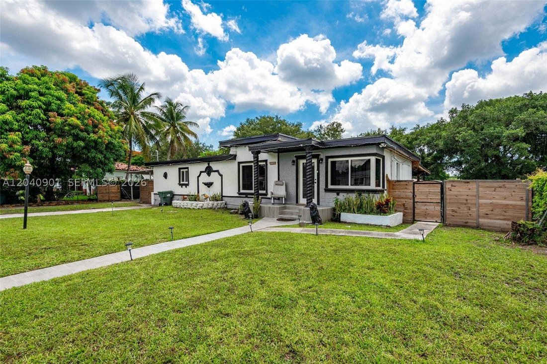 House in Biscayne Gardens, Florida, United States 2 - 18628372