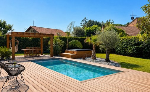 House in Est, Soustons, France 1