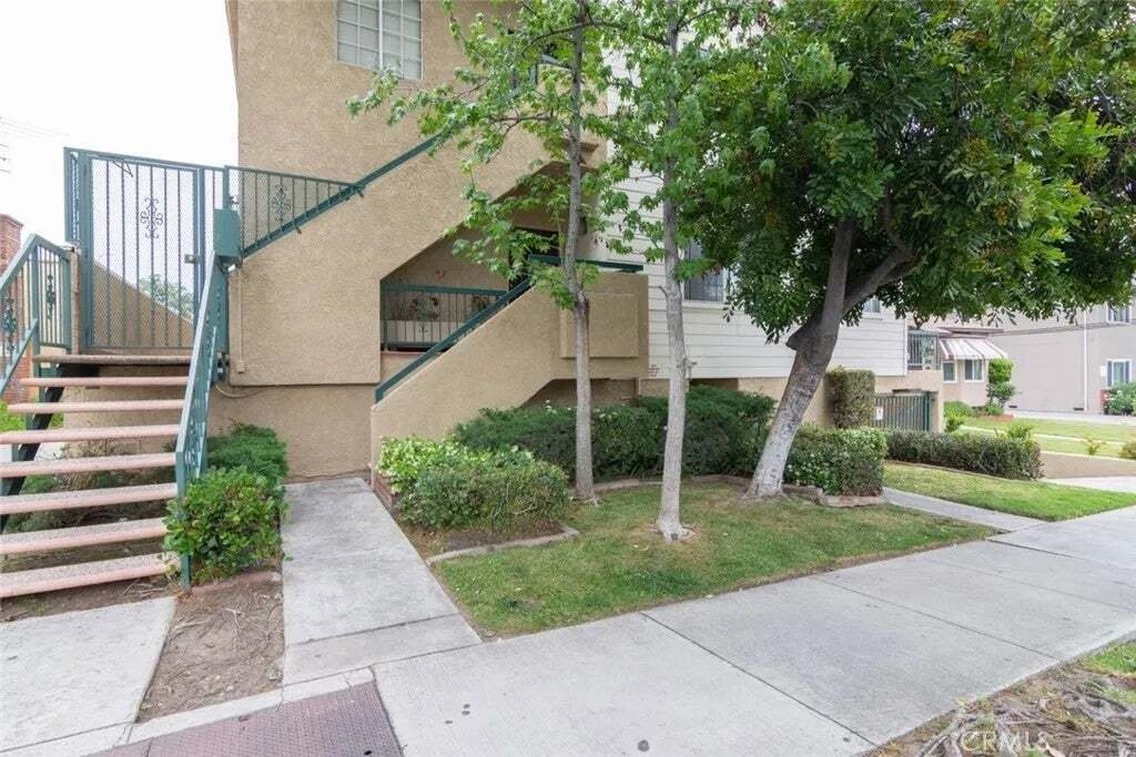 Autres à Glendale, Californie, États-Unis 4 - 17070268