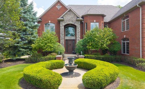 House in Oxford, Michigan, United States 1