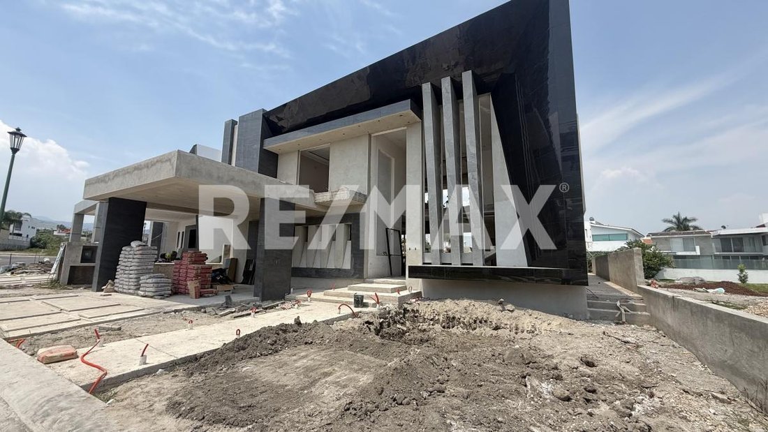 House in Lomas de Cocoyoc, Morelos, Mexico 1 - 18626364