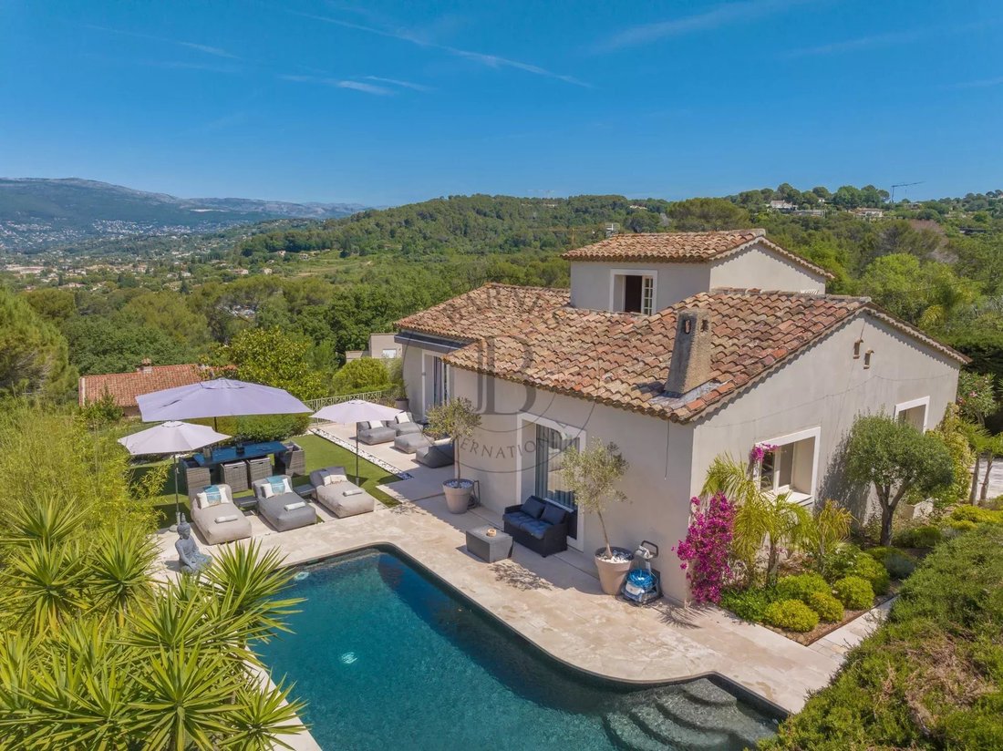 Villa in Mougins, Provence-Alpes-Côte d'Azur, France 1 - 18064395