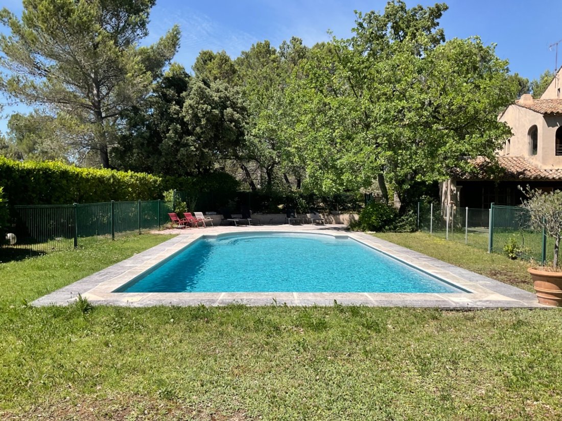 Casa a Rognes, Provenza-Alpi-Costa Azzurra, Francia 5 - 18239167
