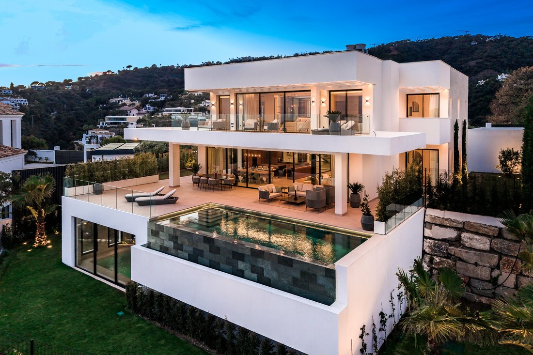 Villa in Benahavis, Andalusia, Spain 3 - 18626551