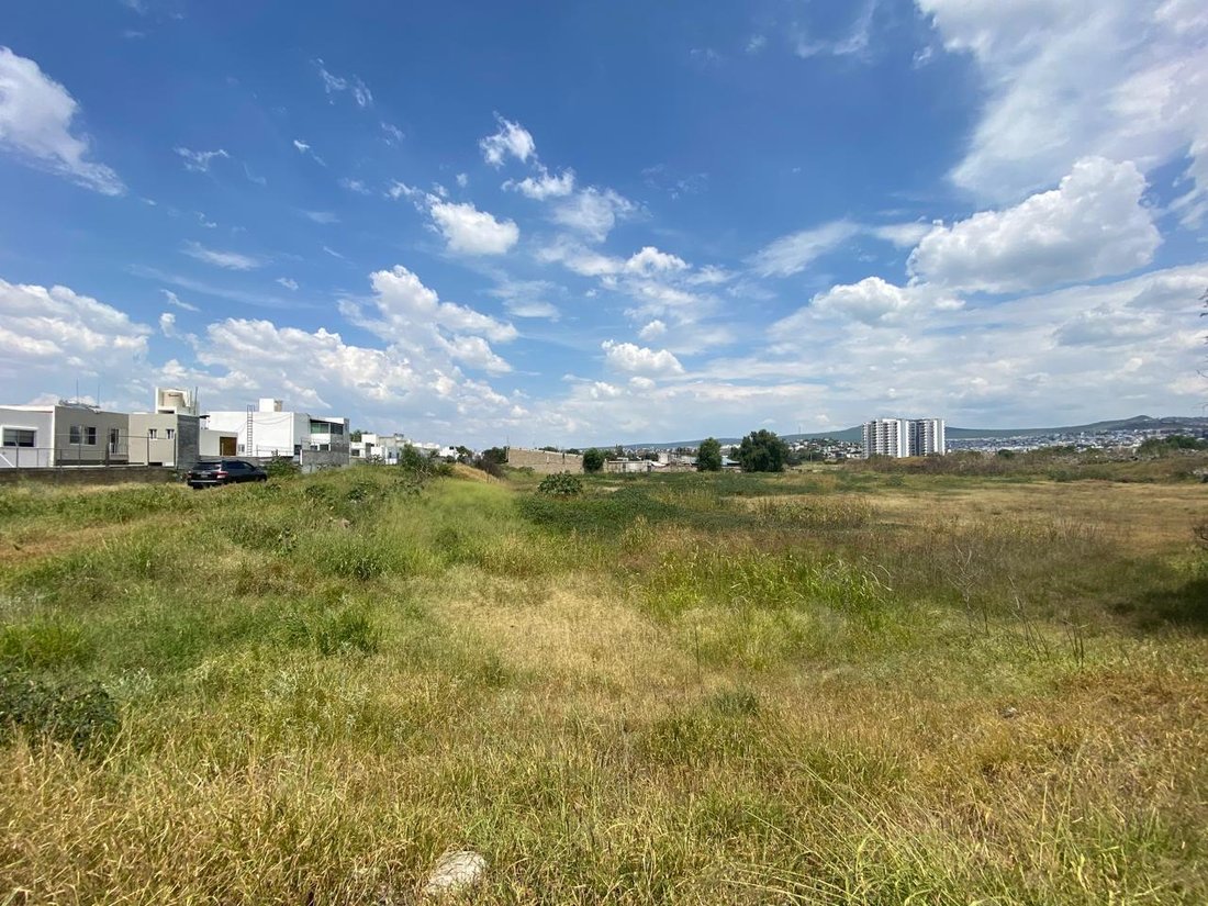 Land in El Pueblito, Querétaro, Mexico 1 - 18627224