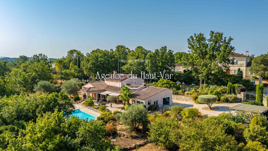 Villa in Fayence, Provence-Alpes-Côte d'Azur, France 1 - 18629766