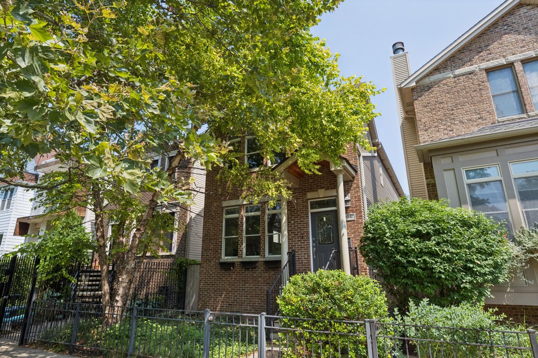 House in Chicago, Illinois, United States 2 - 18626392