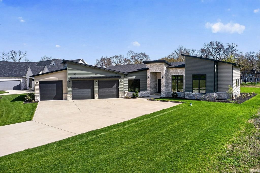 House in Granger, Indiana, United States 1 - 17640401