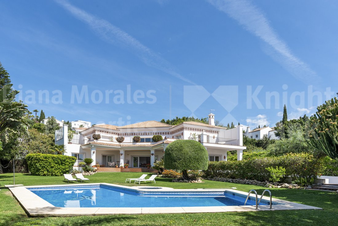Villa in El Paraíso, Benahavis, Spain 1 - 18626708