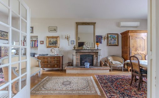 House in Grangier, Dijon, France 1