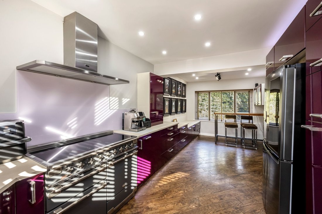 House in Storrington, England 5 - 18626905