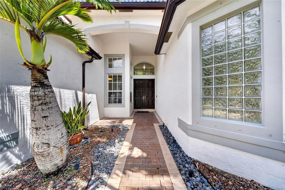 House in Miramar, Florida, United States 3 - 18629662